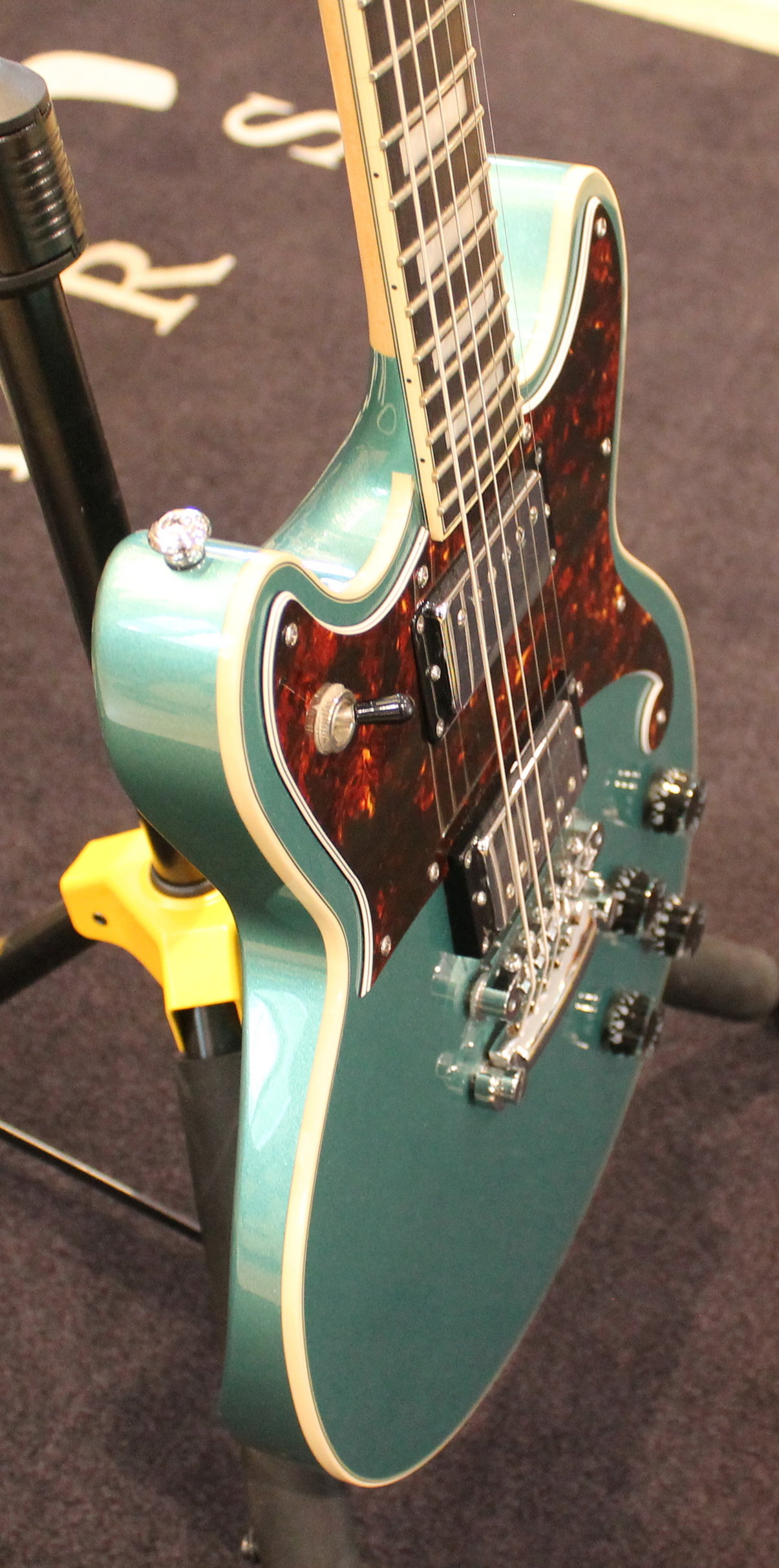 D'Angelico Brighton Premier Double Cut Ice Blue USATO cod. 43125 - immagine 2