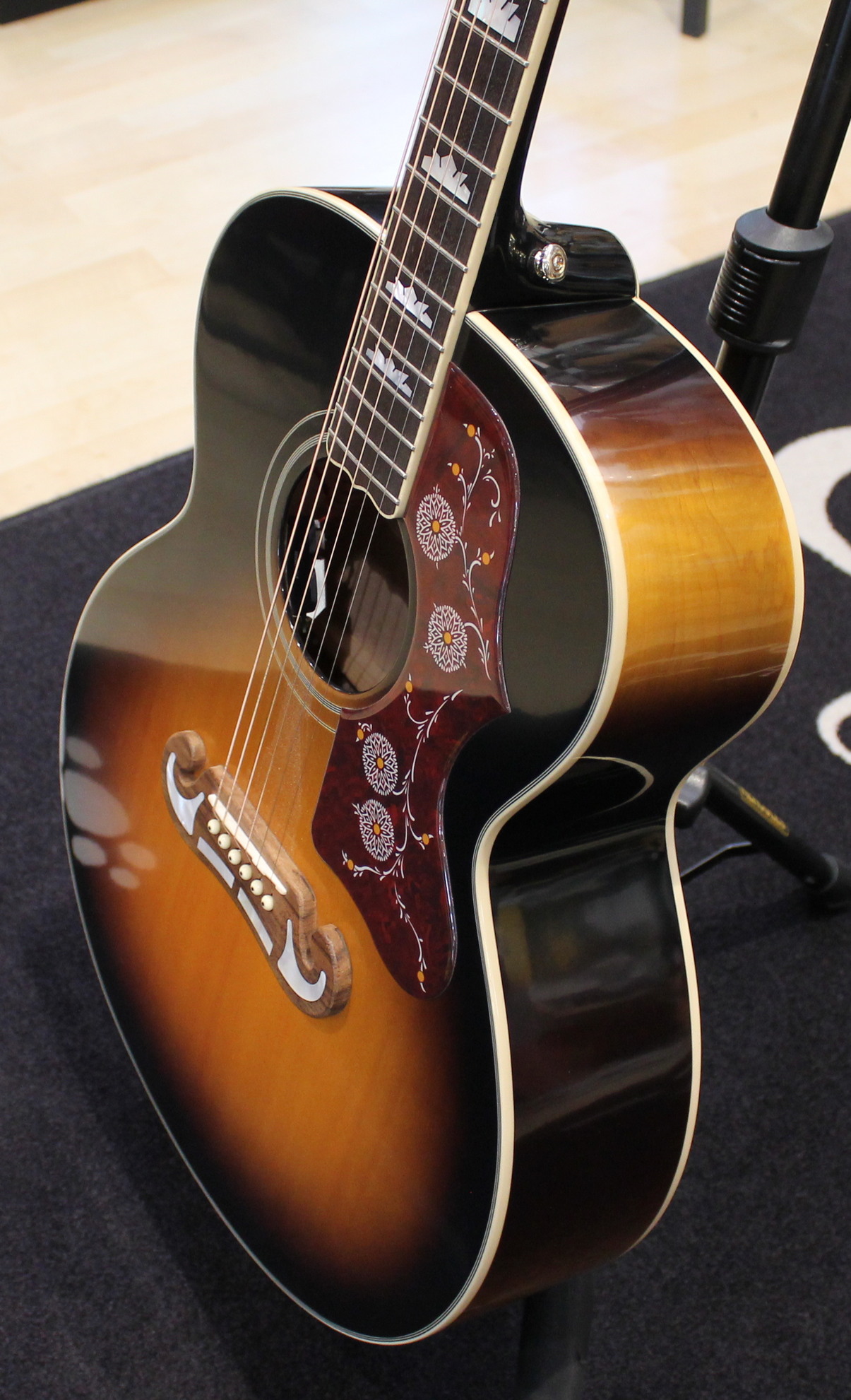 Epiphone J-200 Aged Vintage Sunburst USATO cod. 57325 - immagine 3