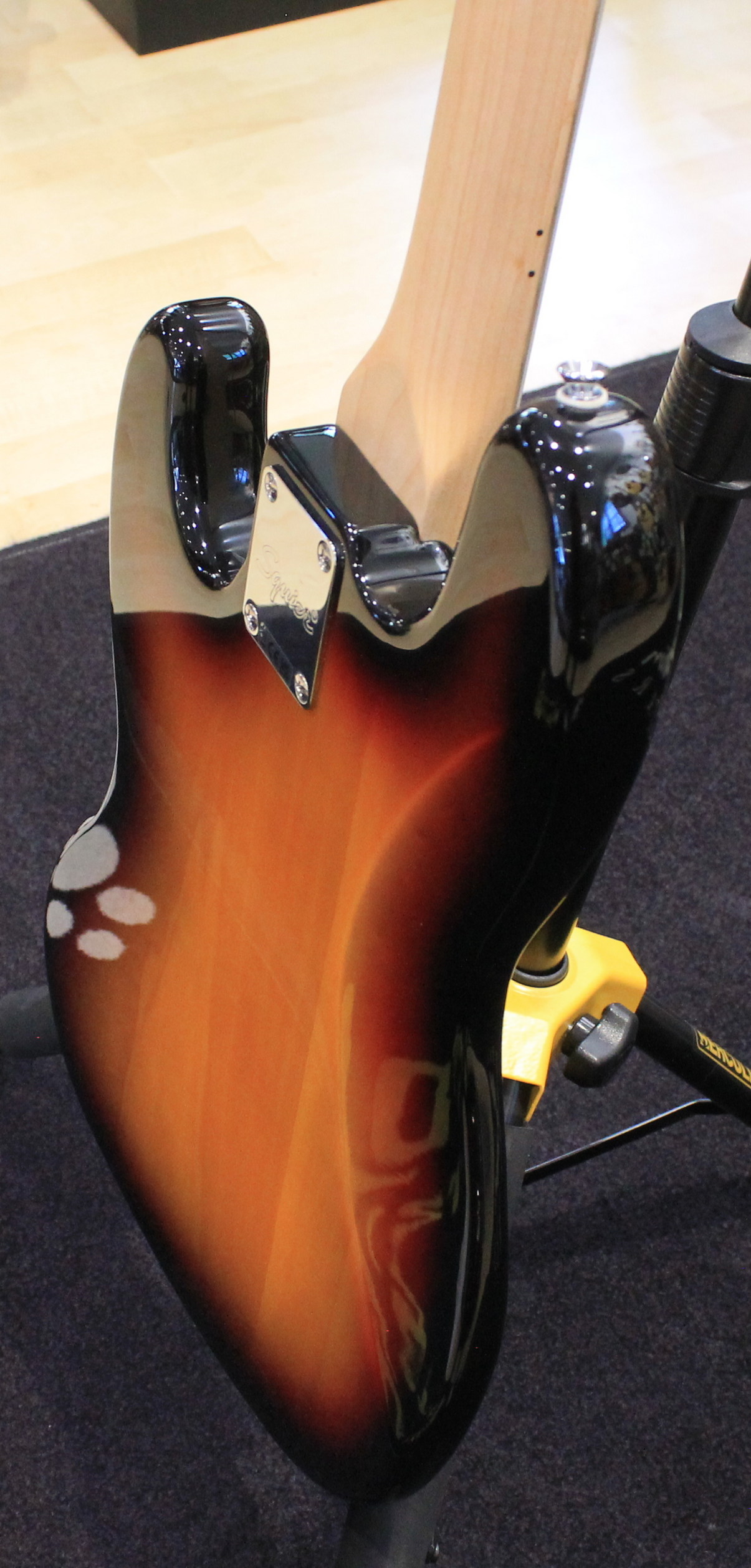 Squier Affinity Jazz Bass USATO cod. 60925 - immagine 10