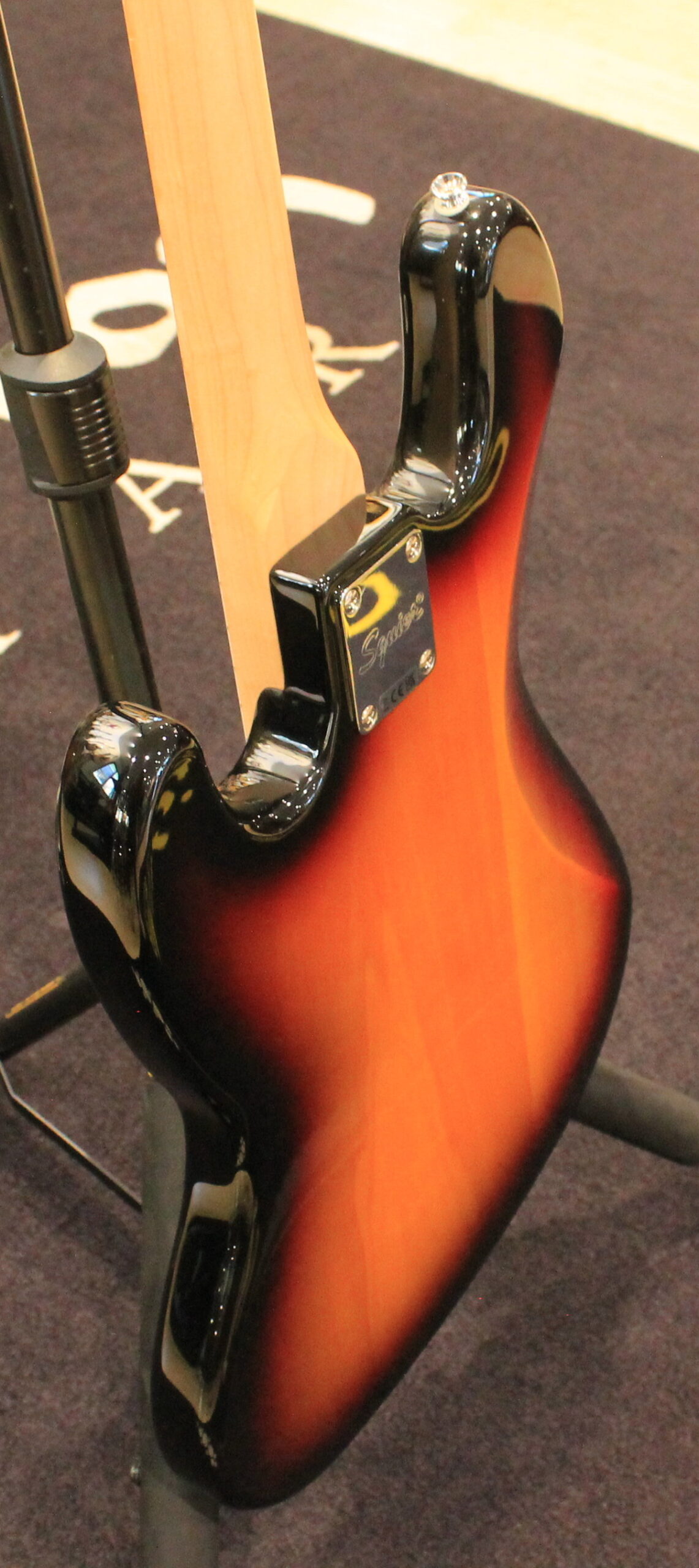 Squier Affinity Jazz Bass USATO cod. 60925 - immagine 9