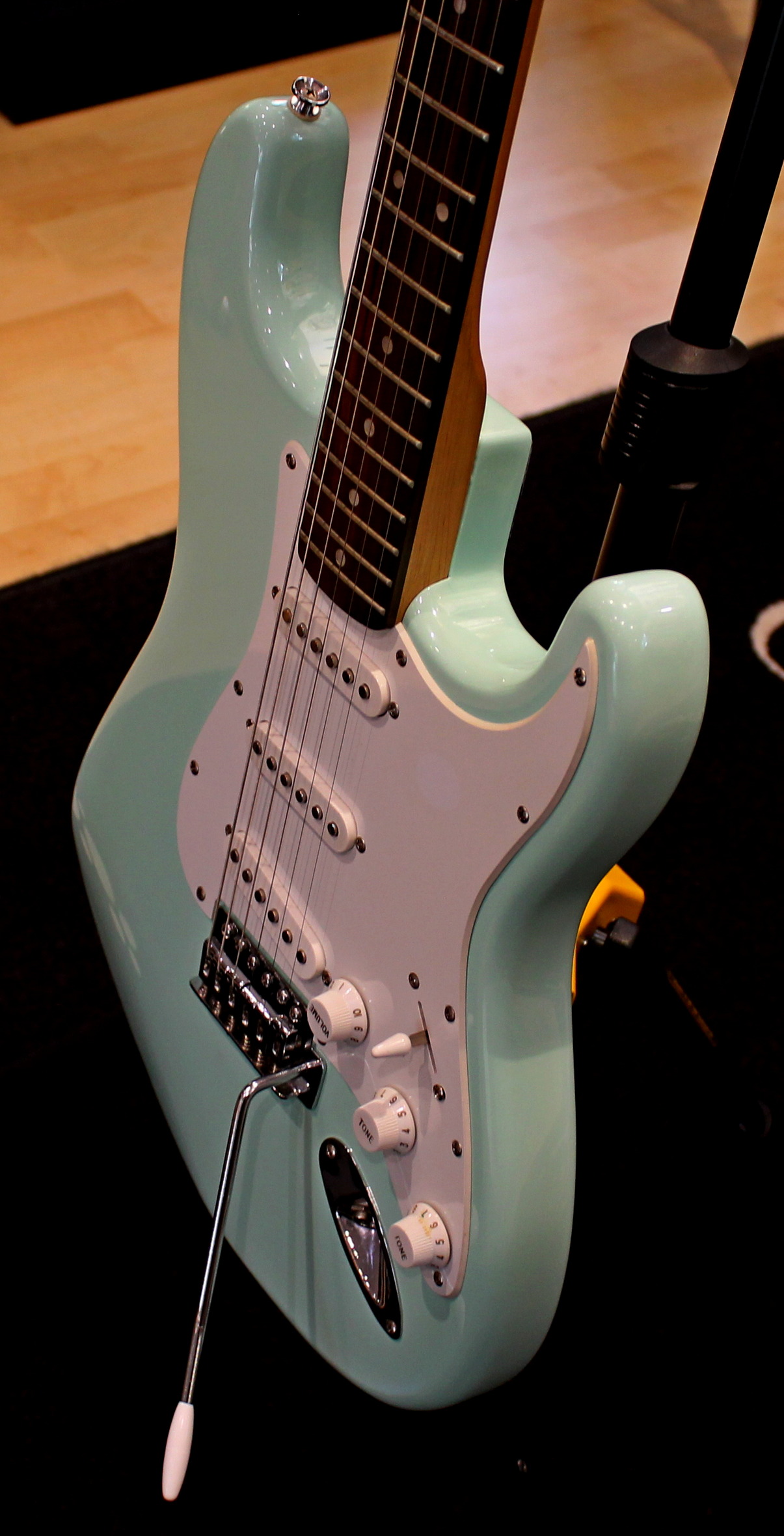 Squier Bullet Stratocaster Daphne Blue USATO cod. 76425 - immagine 4