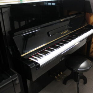 Yamaha U1D Pianoforte Verticale Ricondizionato Nero Lucido