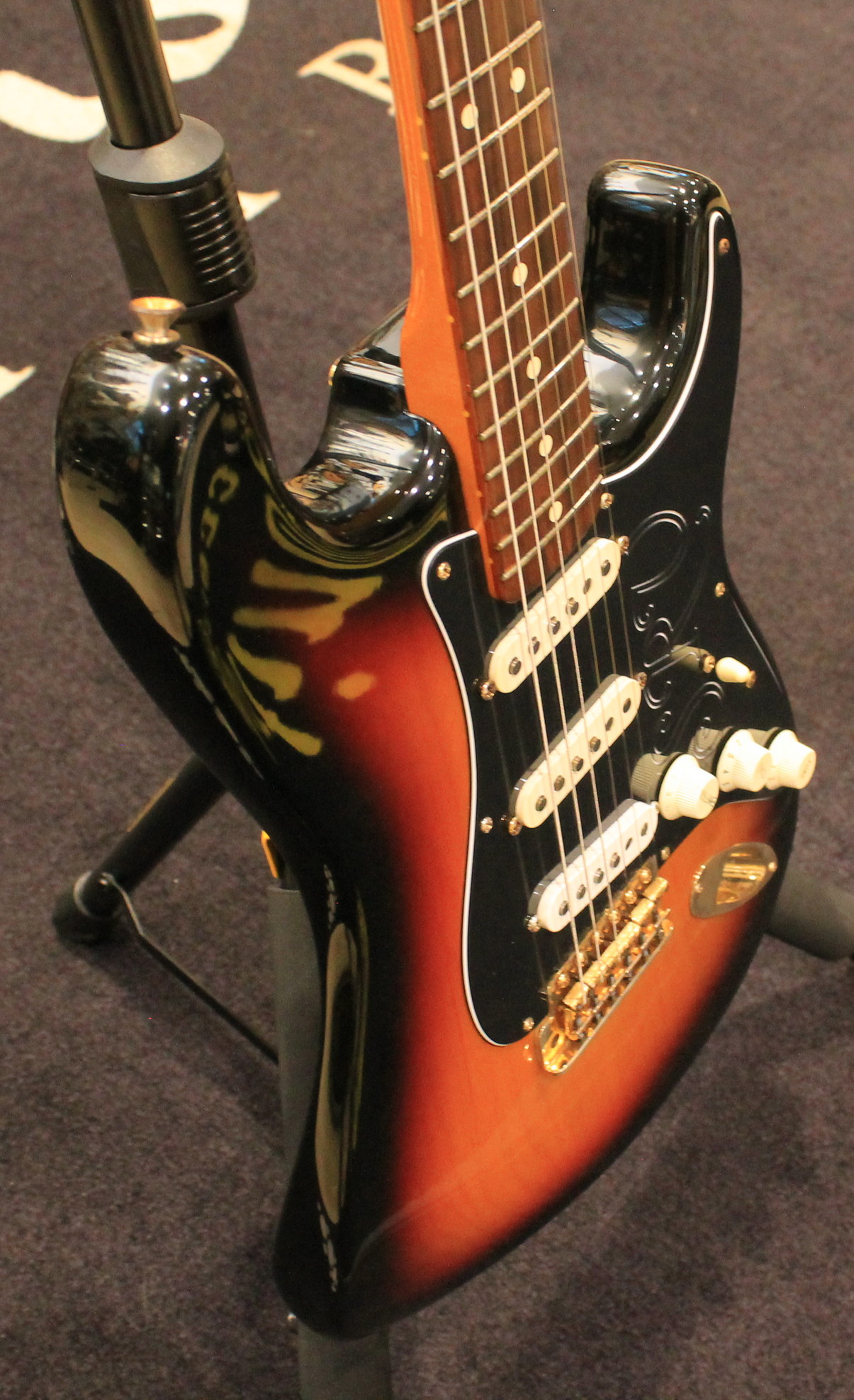 Fender SRV Signature Stratocaster 1998 USATO cod. 86425 - immagine 2