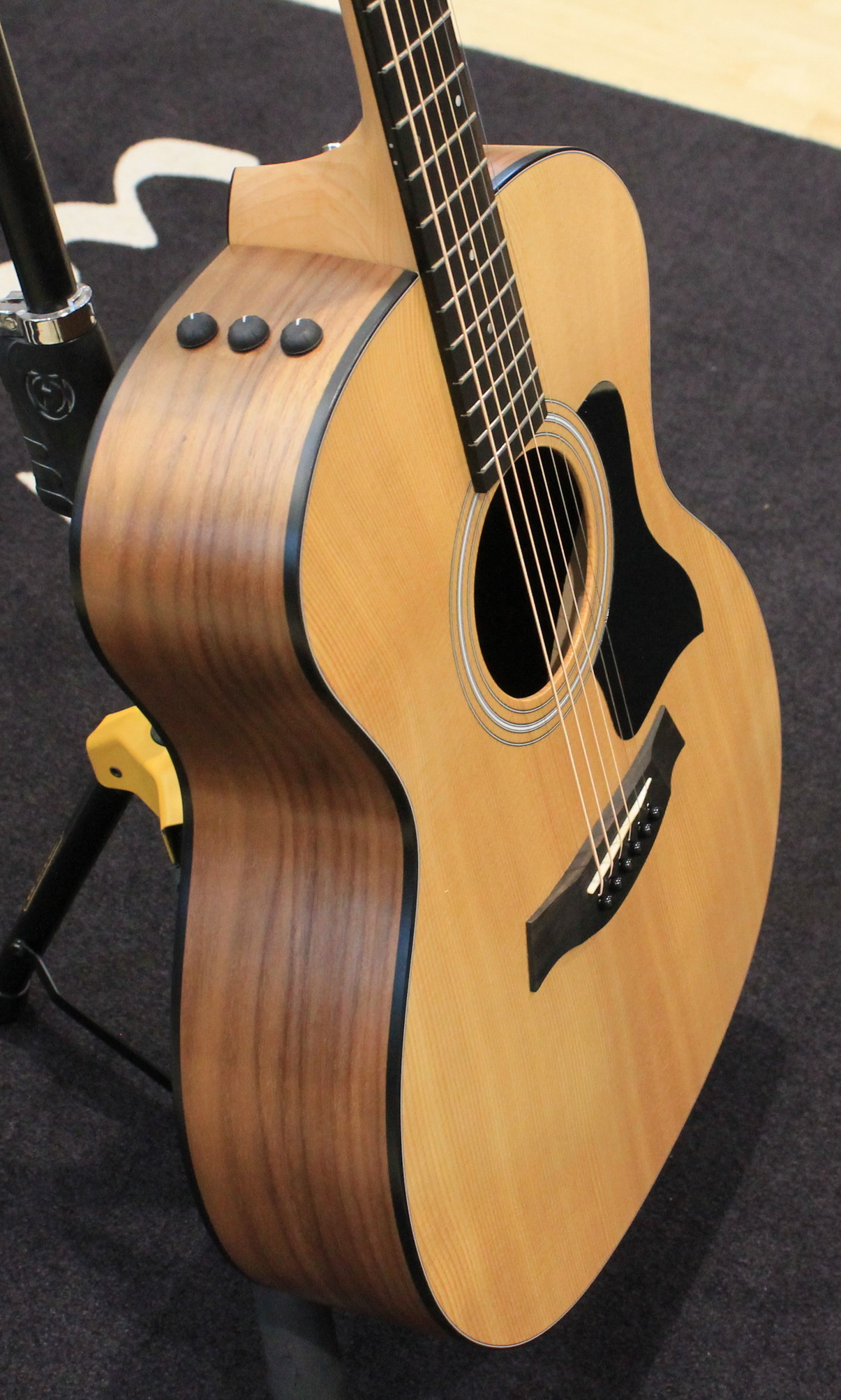 Taylor 114e USATO cod. 8126 - immagine 2