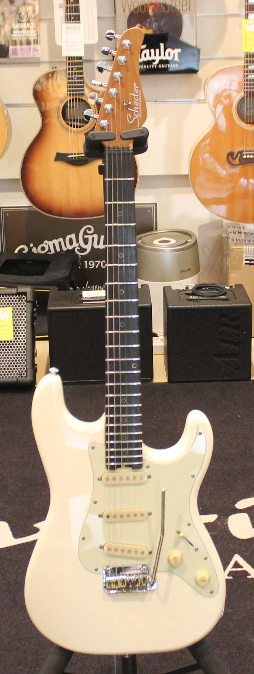 Schecter Nick Johnston Traditional SSS USATO cod. 15326