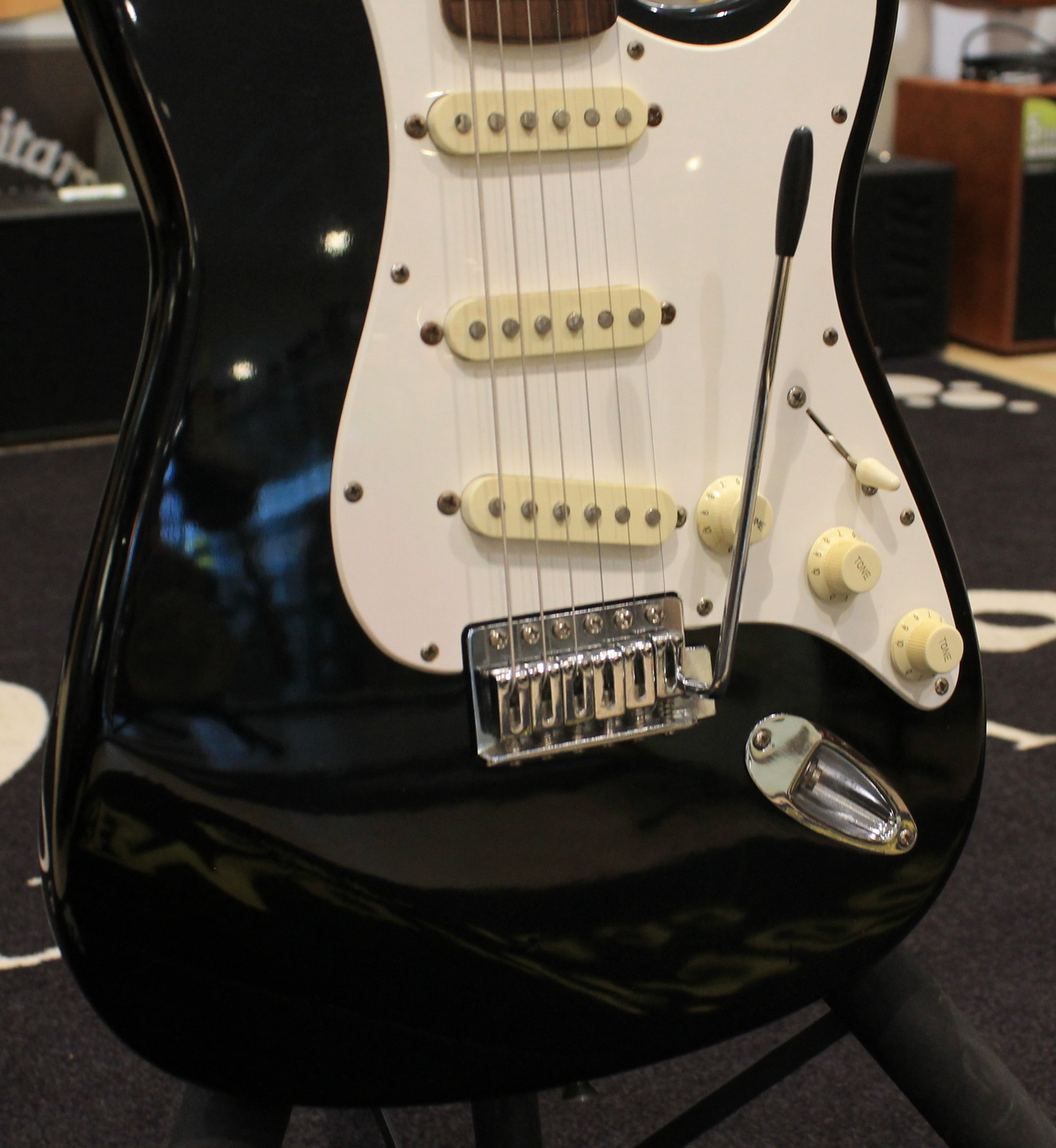 Squier Stratocaster Black USATO cod. 10826 - immagine 3