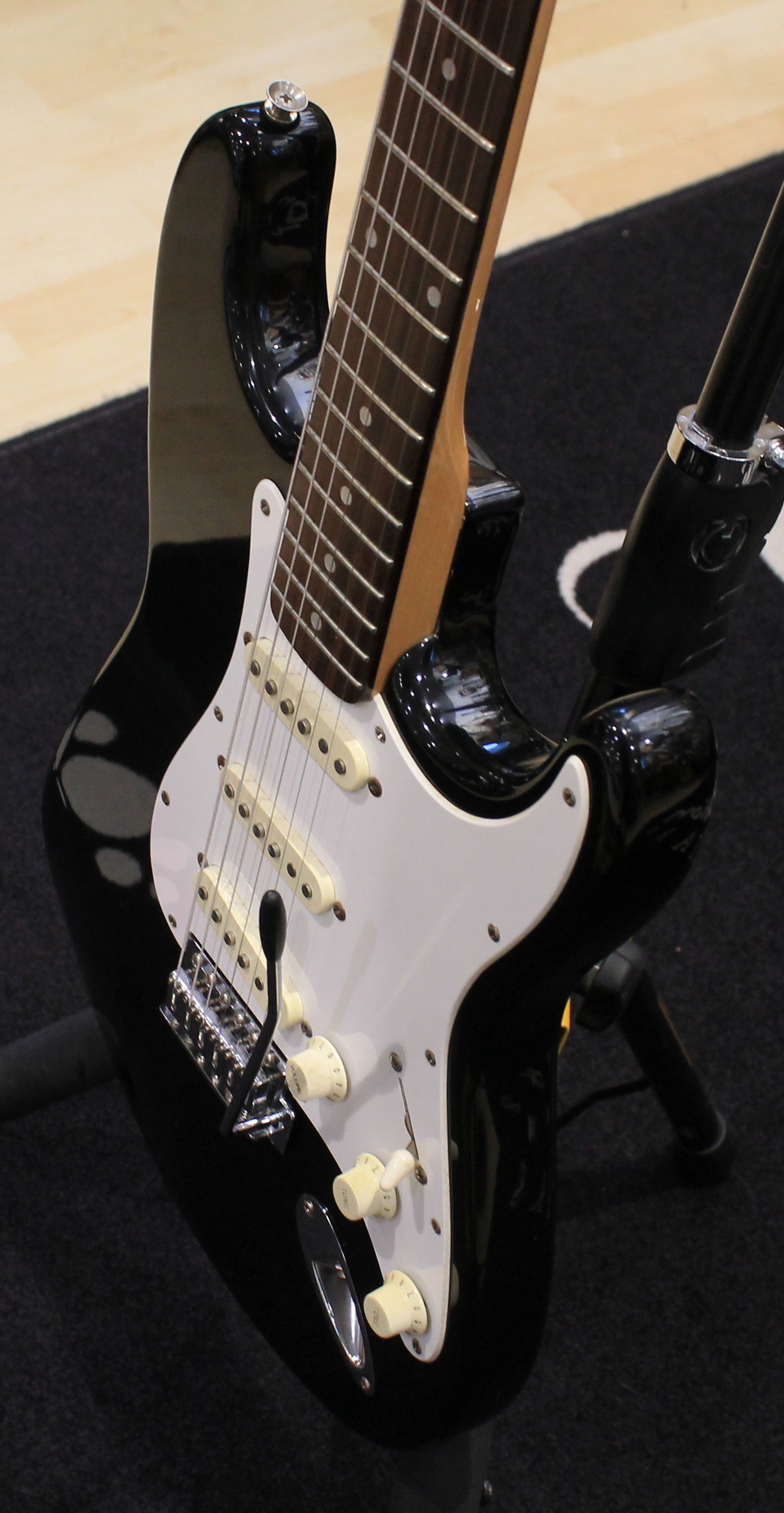 Squier Stratocaster Black USATO cod. 10826 - immagine 4