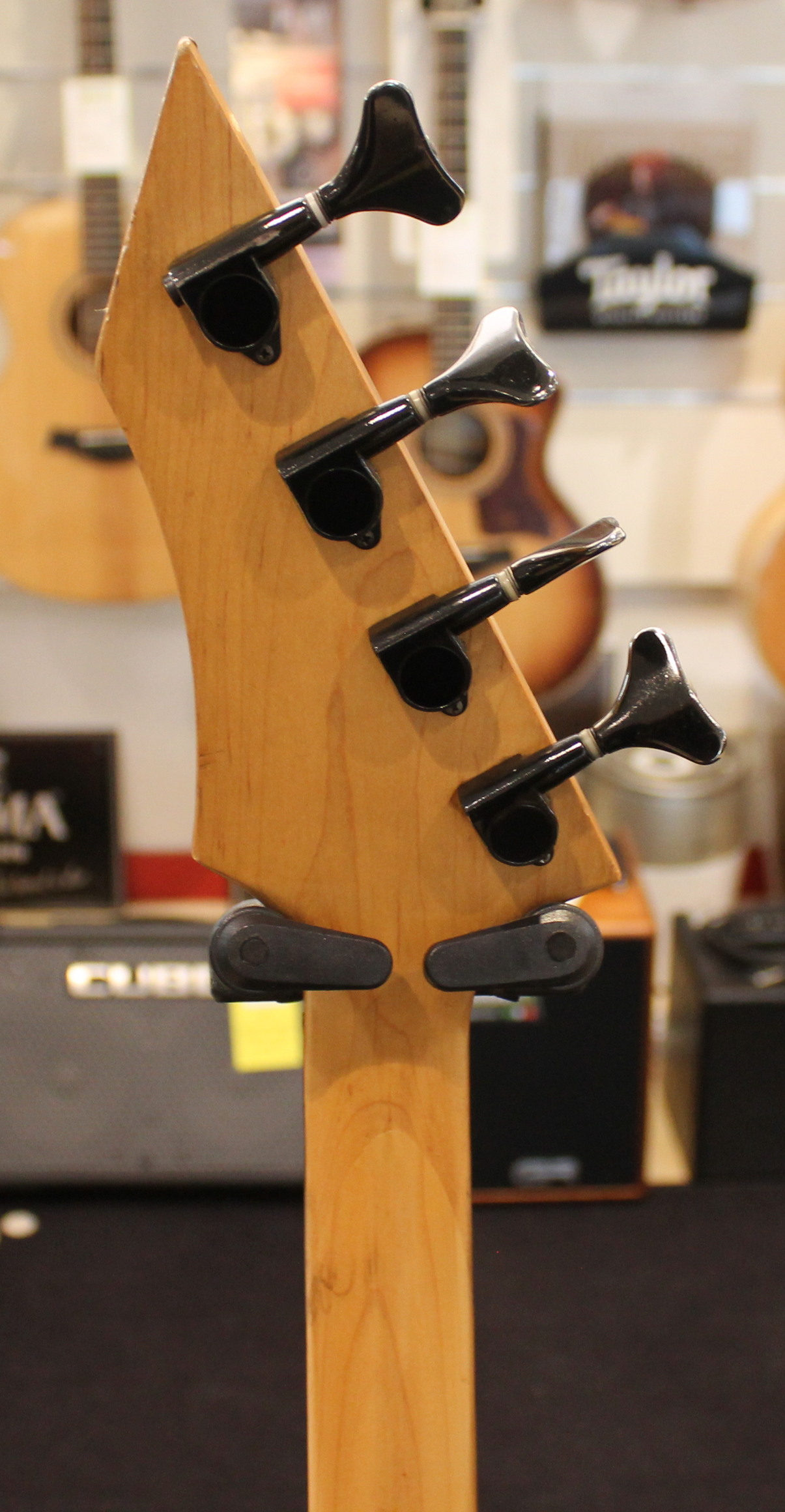 B.C. Rich Warlock Bass USATO cod. 20226 - immagine 16