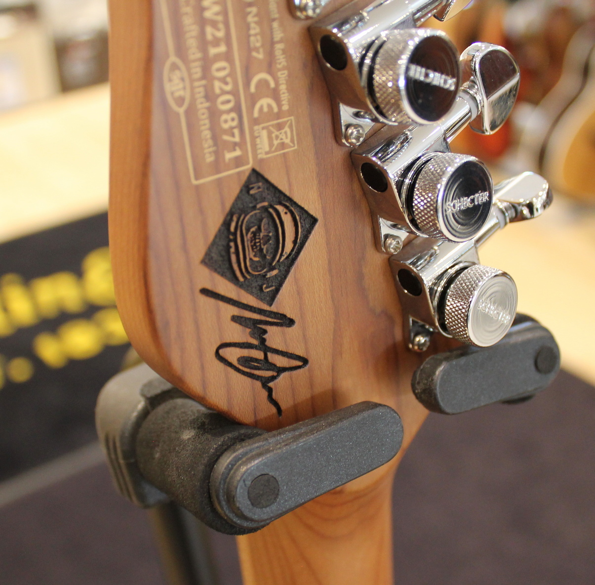 Schecter Traditional Nick Johnston Atomic Orange HSS USATO cod. 23426 - immagine 14