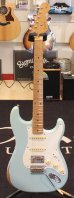 Fender LTD Vintera ’50 Stratocaster HSS Road Worn MN Sonic Blue USATO cod. 32526