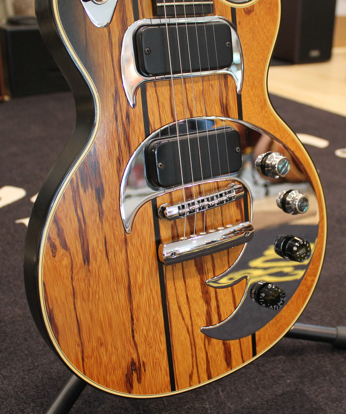 Gibson Dusk Tiger USATO cod. 36124 - immagine 3