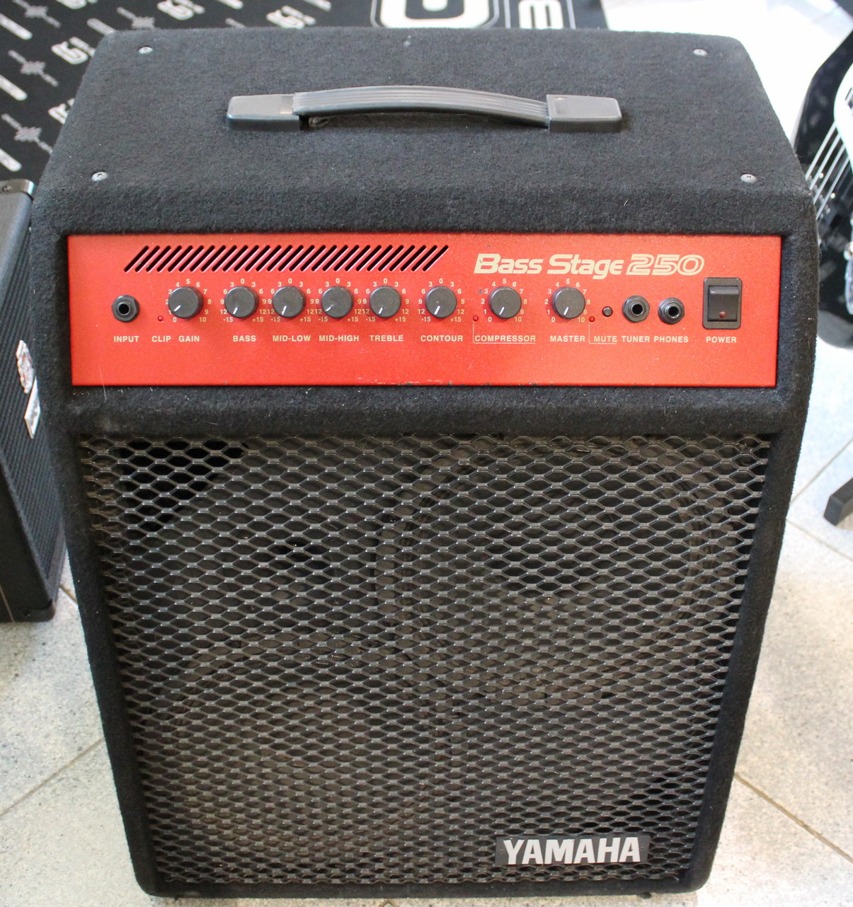 Yamaha Bass Stage 250 USATO cod. 40026