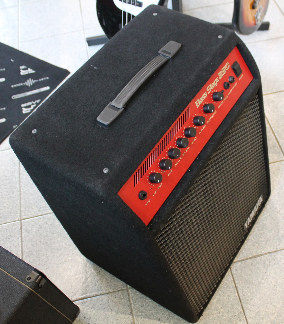Yamaha Bass Stage 250 USATO cod. 40026 - immagine 3