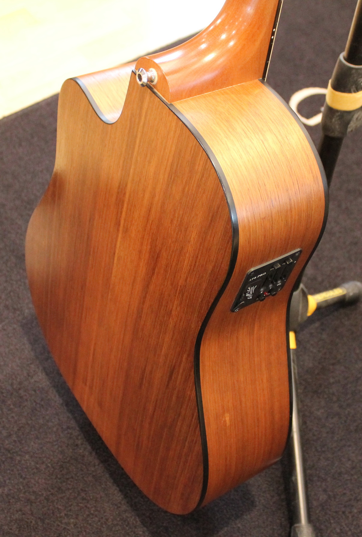 Maton EBW70C USATO cod. 47926 - immagine 10