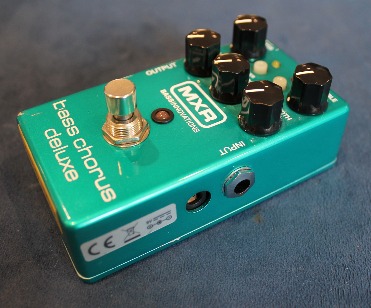 MXR M83 Bass Chorus Deluxe USATO cod. 50926 - immagine 4