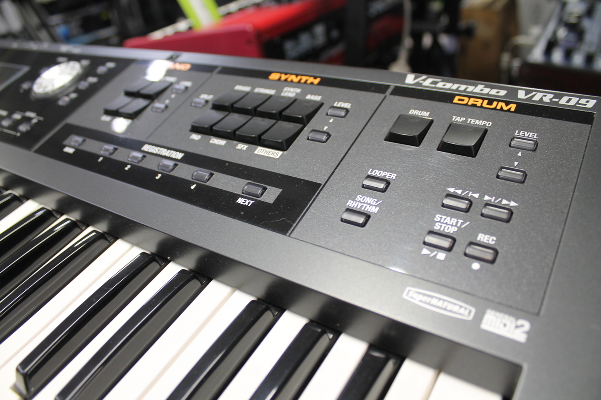 Roland VR-09B USATO cod. 50026 - immagine 4
