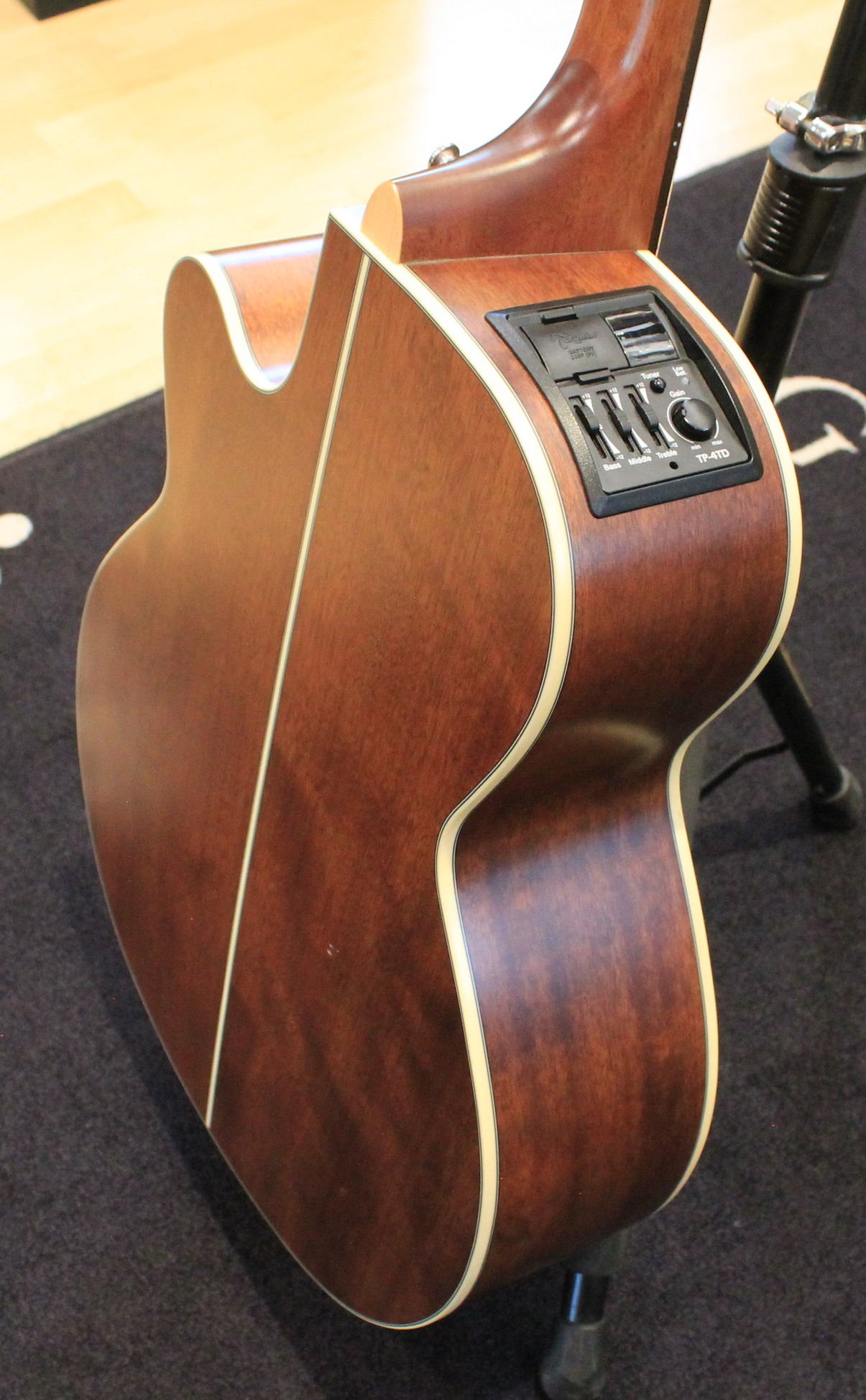 Takamine GN20CE NS USATO cod. 51926 - immagine 10