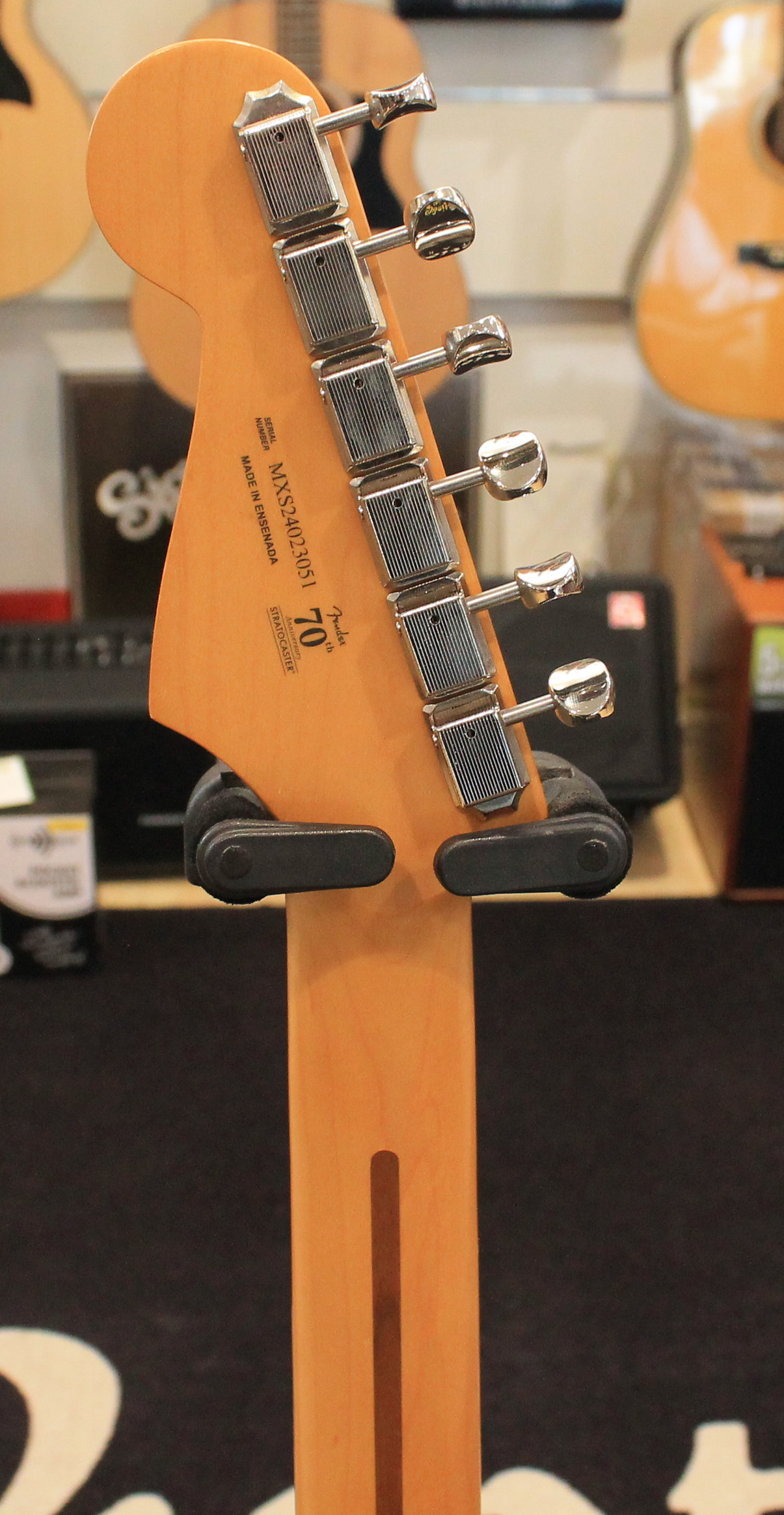 Fender Player II Stratocaster FR 70th Anniversary USATO cod. 66326 - immagine 13