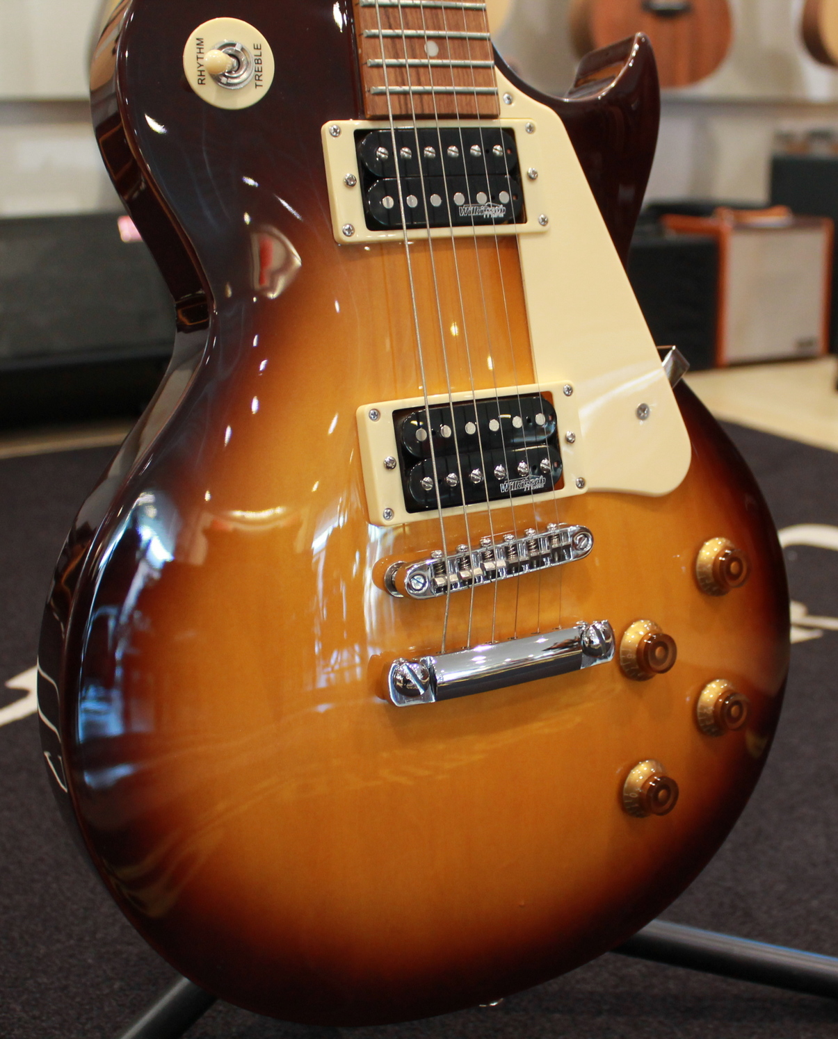 Vintage Electrics V100 Tobacco Sunburst USATO cod. 61926 - immagine 3
