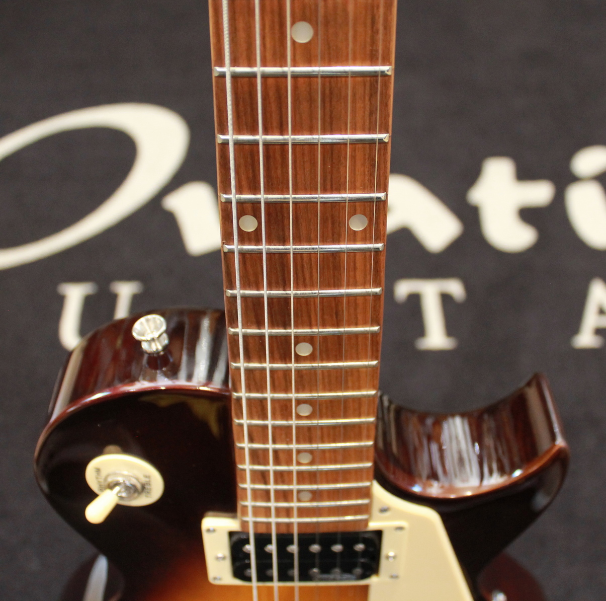 Vintage Electrics V100 Tobacco Sunburst USATO cod. 61926 - immagine 5